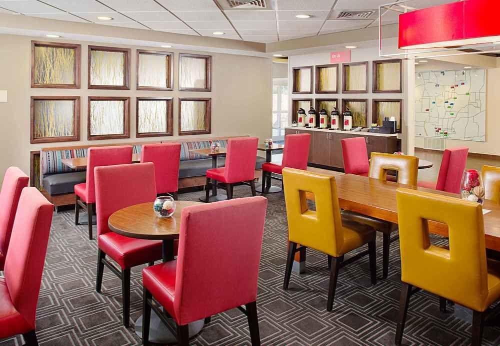 Towneplace Suites By Marriott Fayetteville N / Springdale Exterior photo